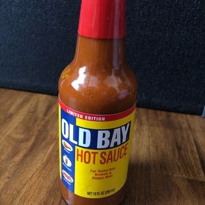 Limited Edition Old Bay Hot Sauce 10 oz